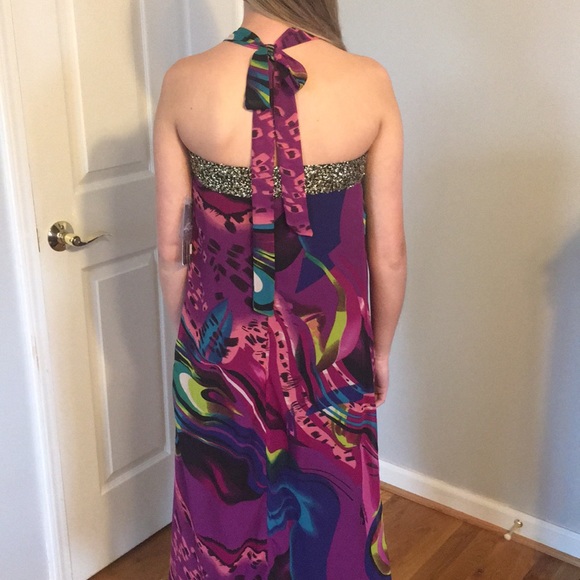 Women’s Authentic Icon Halter Style Dress Size Sm - Picture 5 of 8